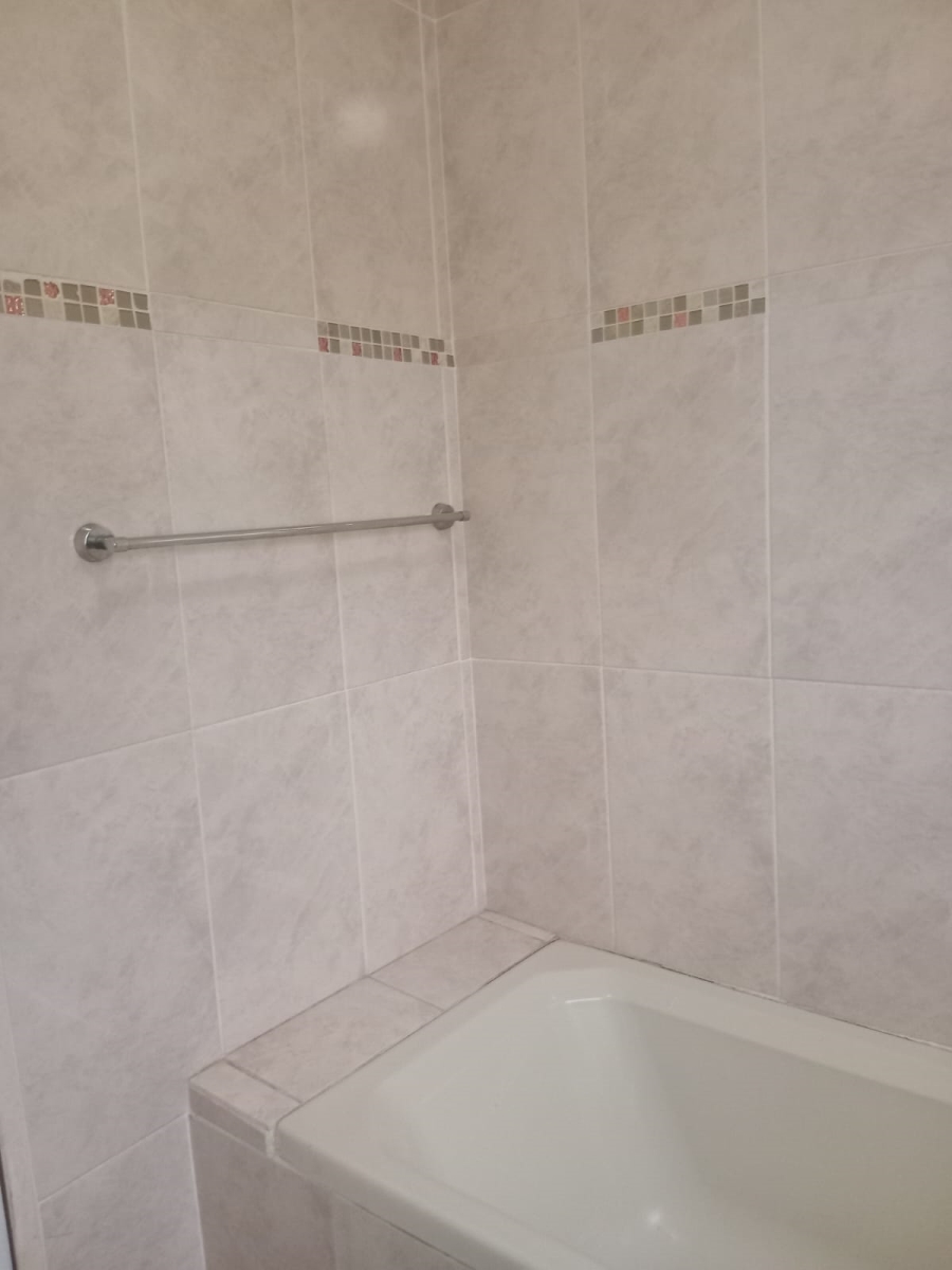 2 Bedroom Property for Sale in Kwa Nobuhle Eastern Cape